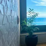 Zonapartments B Sea View- Center *