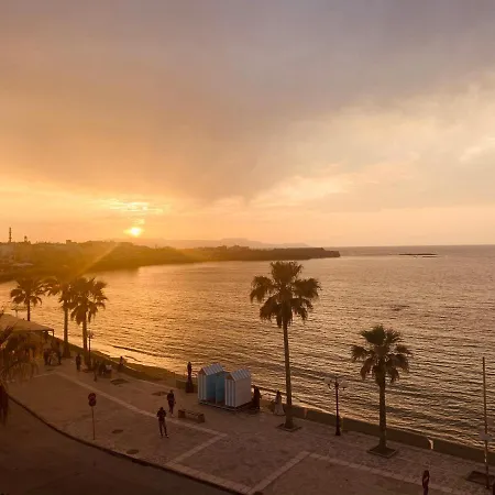 Zonapartments B Sea View- Center *