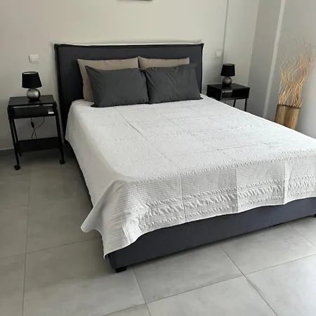 Zonapartments B Sea View- Center アパート ハニア