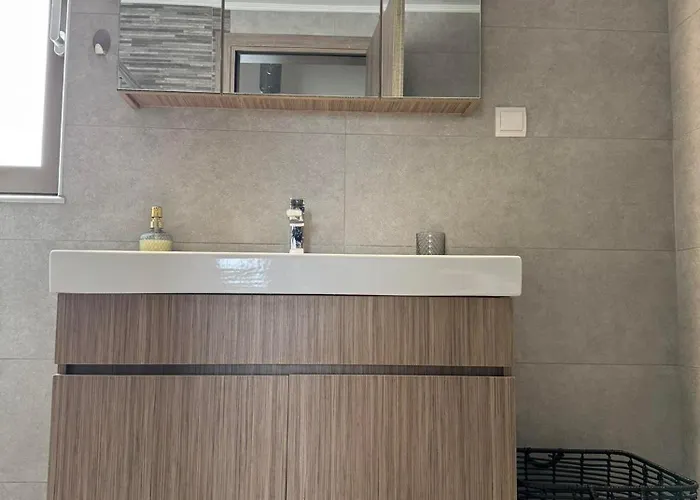 Zonapartments B Sea View- Center *