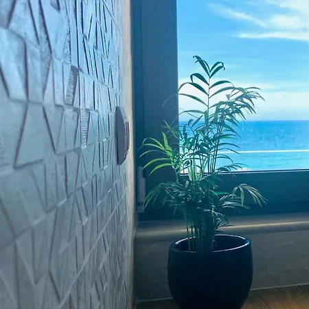 Zonapartments B Sea View- Center *